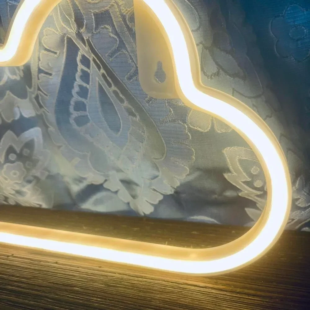 Cloud Shaped Hanging Neon Light Up Sign 11 X 7 - Picture 2 of 8